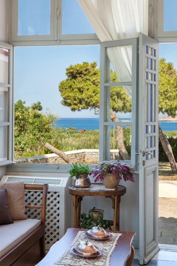 Dellagracia Mansion In Poseidonia Syros Villa Posidhonia  ภายนอก รูปภาพ