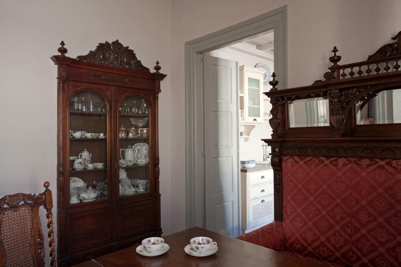 Dellagracia Mansion In Poseidonia Syros Villa Posidhonia  ภายนอก รูปภาพ