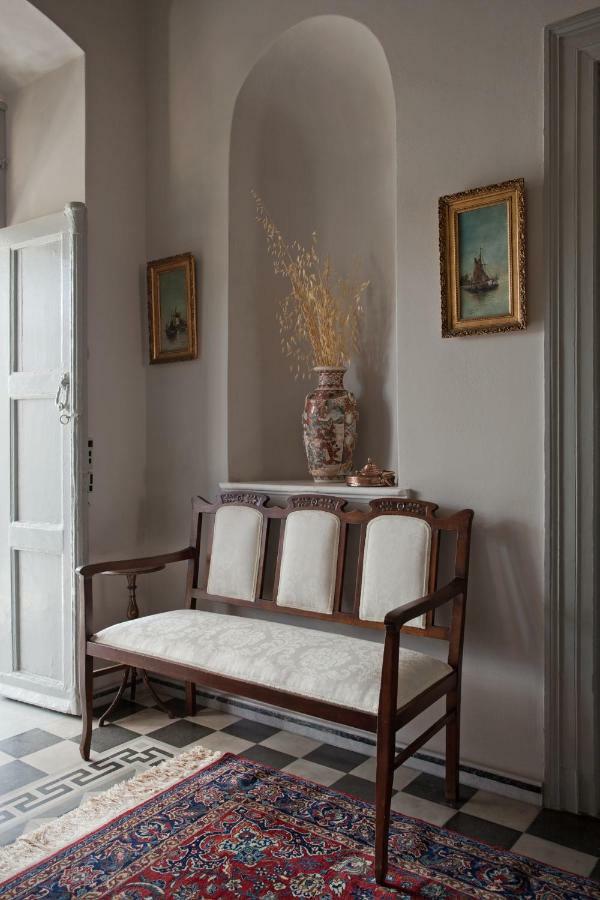 Dellagracia Mansion In Poseidonia Syros Villa Posidhonia  ภายนอก รูปภาพ
