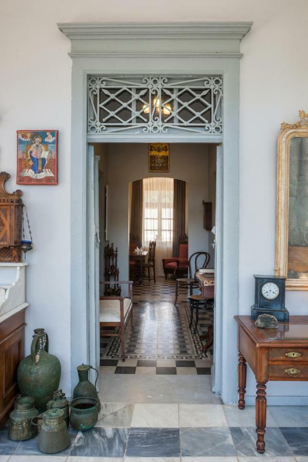 Dellagracia Mansion In Poseidonia Syros Villa Posidhonia  ภายนอก รูปภาพ