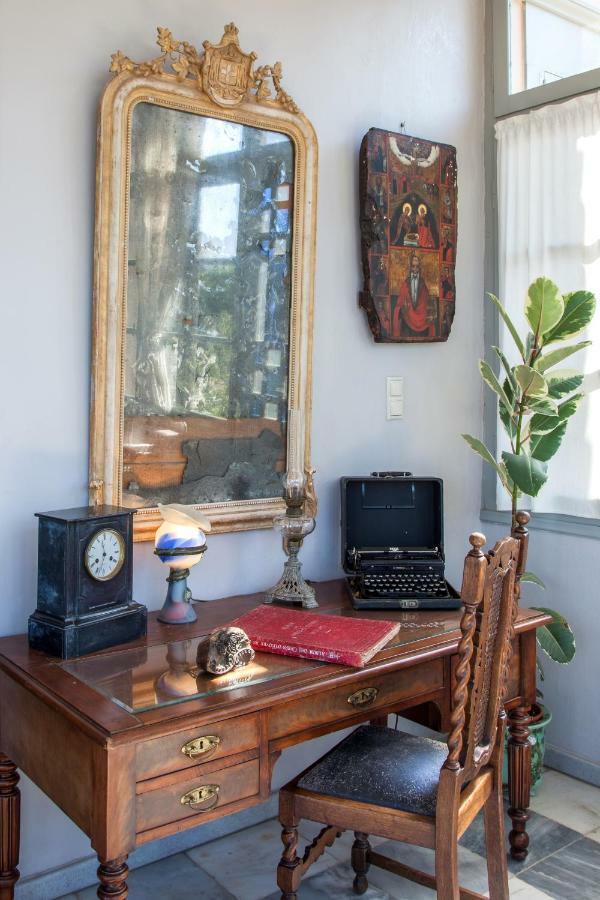 Dellagracia Mansion In Poseidonia Syros Villa Posidhonia  ภายนอก รูปภาพ